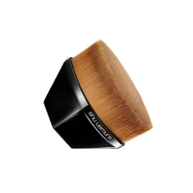 Cọ Tán Kem Nền Shu Uemura Petal 55  1