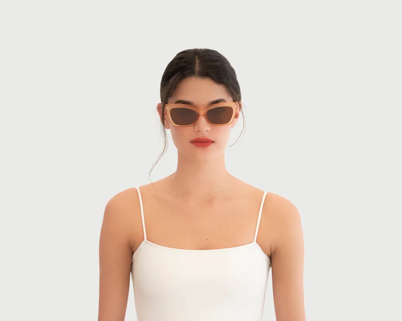 Kính Mát Sunnies Studios Gọng Mắt Mèo Lexa in Ink 4