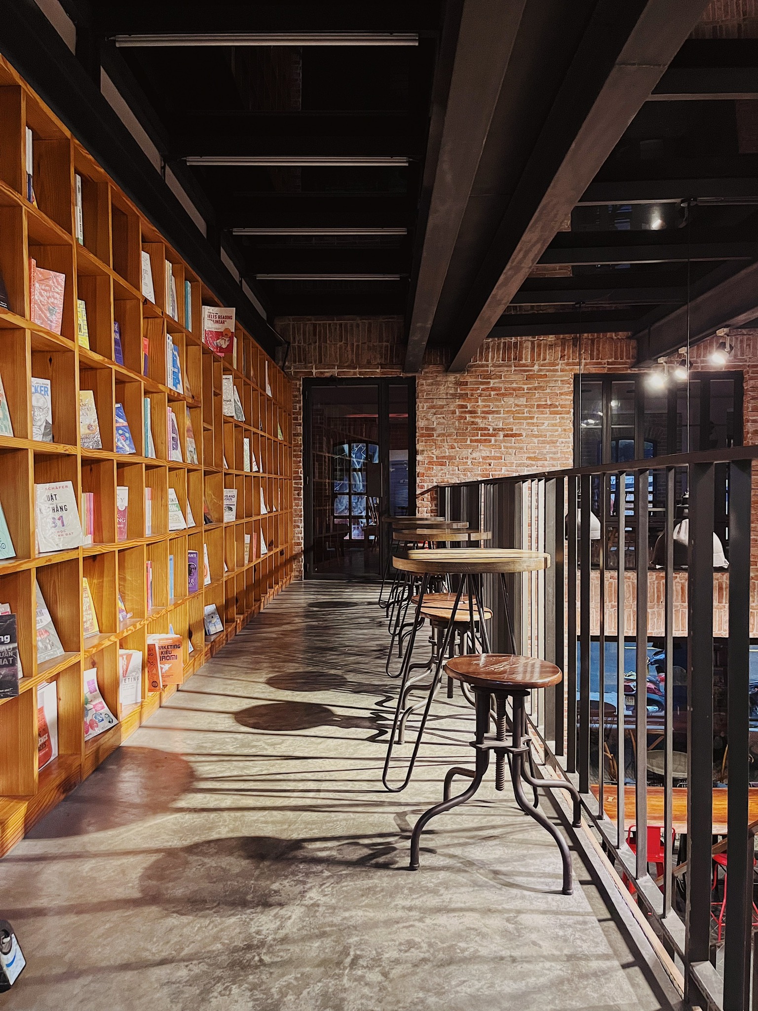 Cafe Sách Nhã Nam Books N' Coffee 4