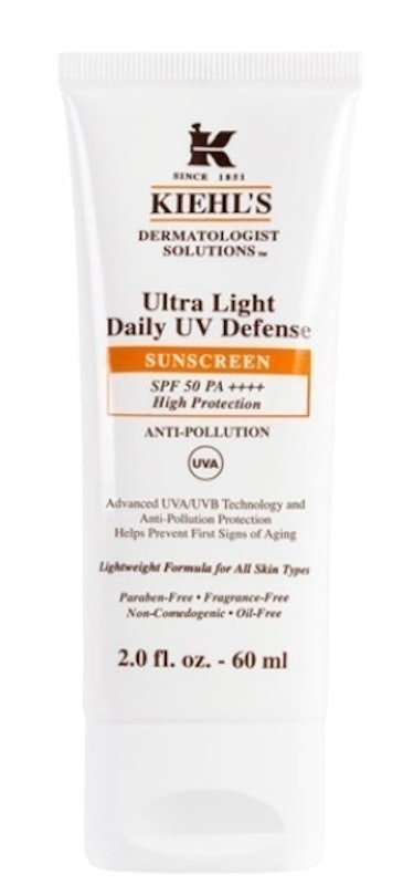 Kem Chống Nắng Ultra Light Daily UV Defense 1
