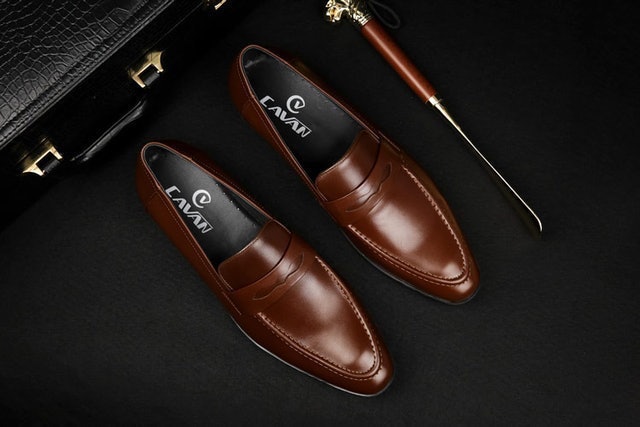 Top 9 Giày Công Sở tốt nhất hiện nay [Tư Vấn Từ Chuyên Gia] 5