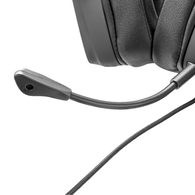 ROG Delta S Animate 3