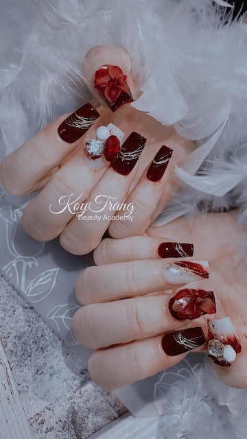 Koytrang-Nails-Mi 1