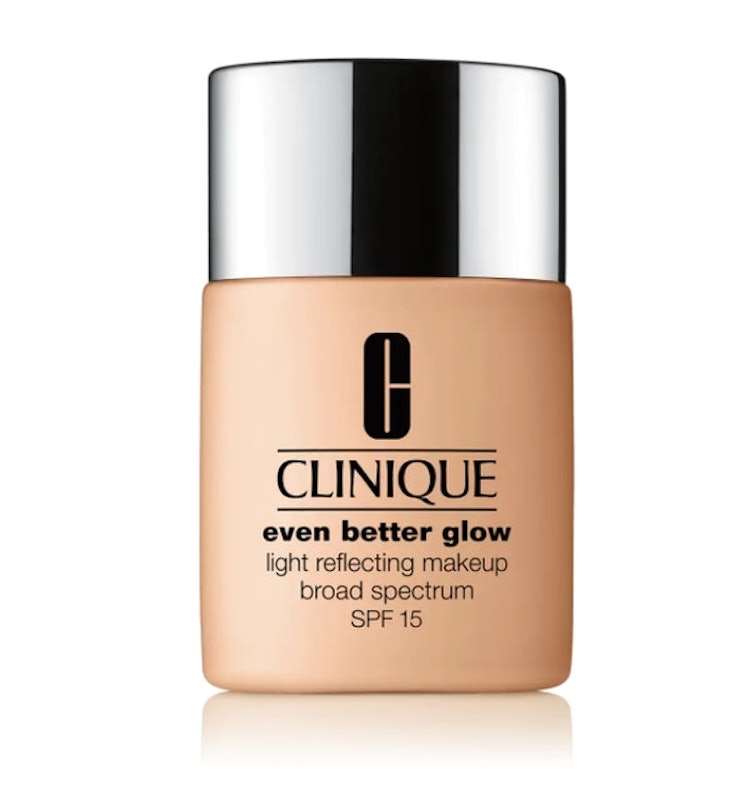 Kem Nền Even Better Glow Light Reflecting Makeup 1