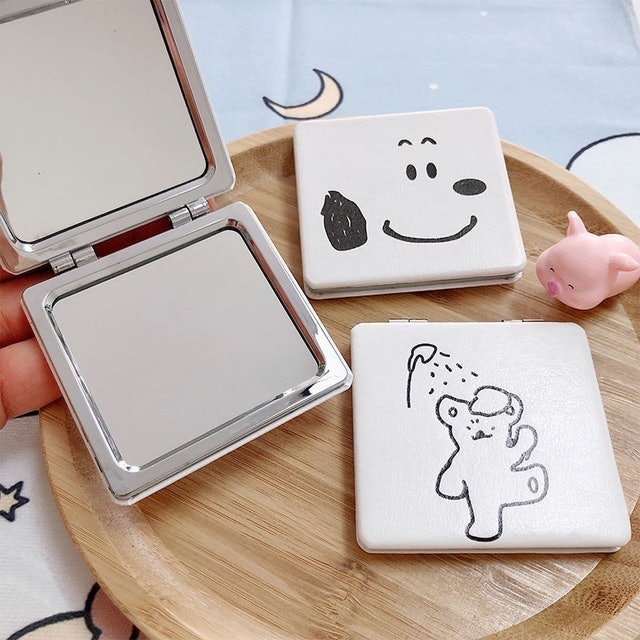 Gương Trang Điểm Mini Hai Mặt Gấp Gọn  2