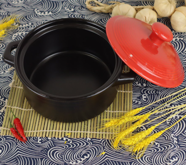 Nồi Sứ Chịu Nhiệt NOVIcook Queen Red 2