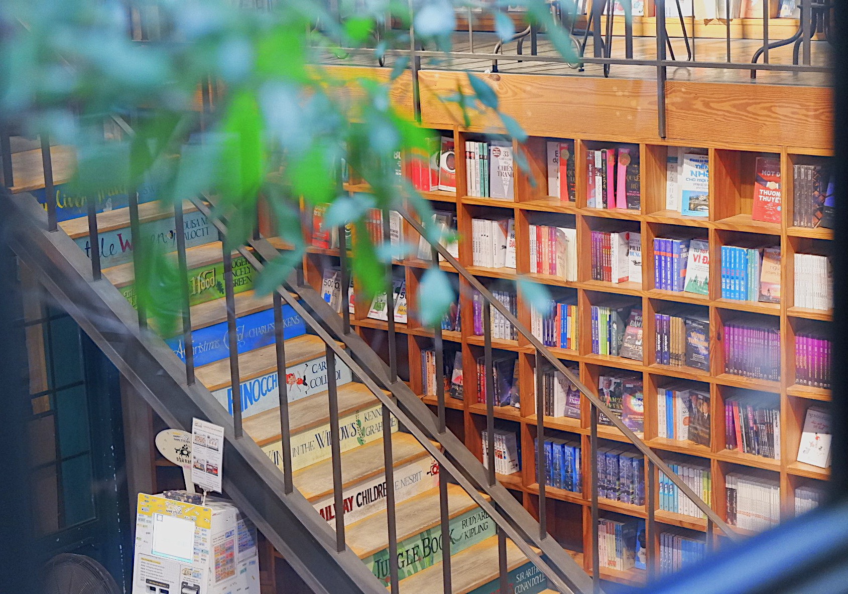 Cafe Sách Nhã Nam Books N' Coffee 2