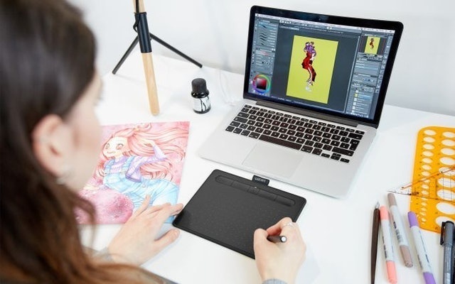 Bảng Vẽ Điện Tử Intuos Bluetooth S 2