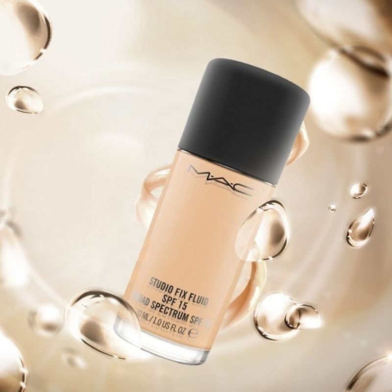 M.A.C Studio Fix Fluid SPF 15 Foundation 4