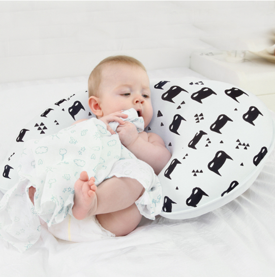 Gối Cho Bé Bú Miracle Baby  4