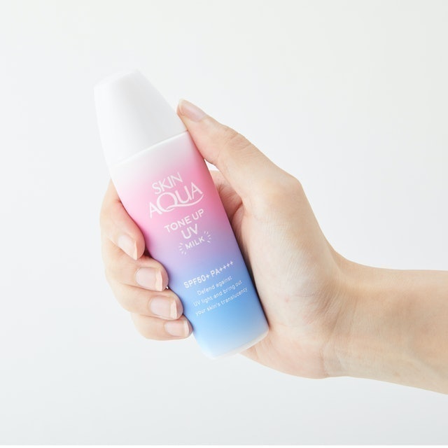 Skin Aqua Tone Up UV Milk 4