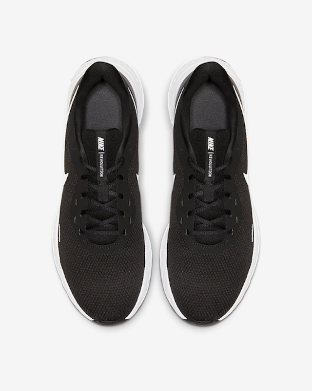 Nike Revolution 5 3