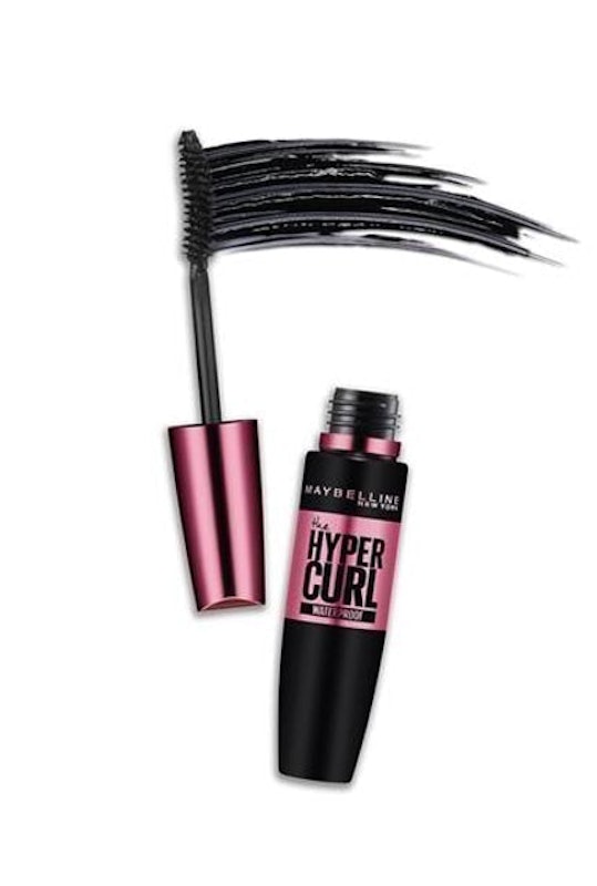 Volume Express Hyper Curl Mascara 1