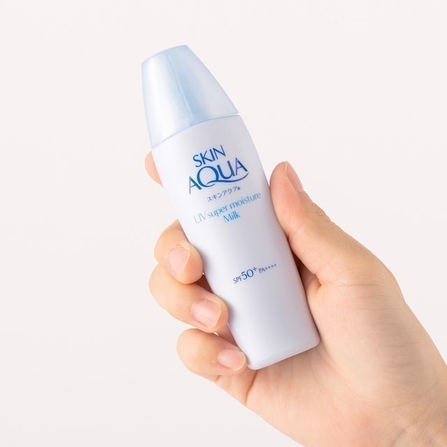Skin Aqua UV Super Moisture Milk 4