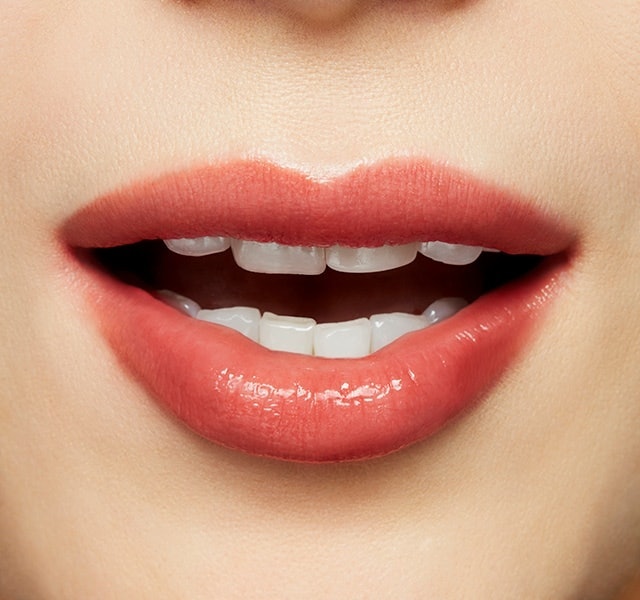 M.A.C Glow Play Lip Balm 2