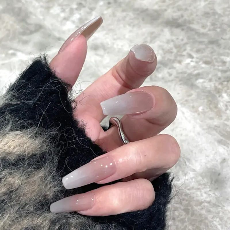 Set 24 Móng Tay Giả Màu Sắc Gradient 1