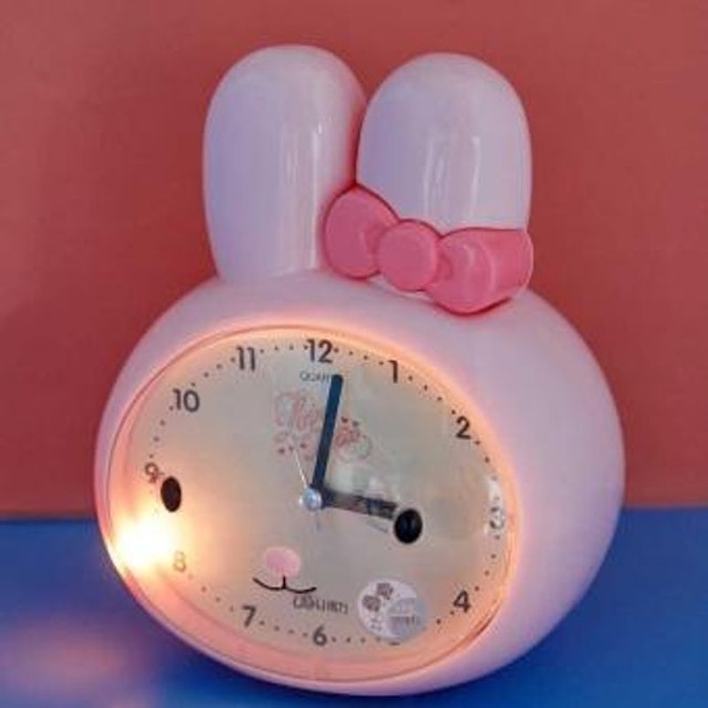 Đồng Hồ Báo Thức Kim Dạ Quang Deli 5