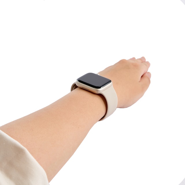 Apple Watch Series 7 GPS + Cellular 4