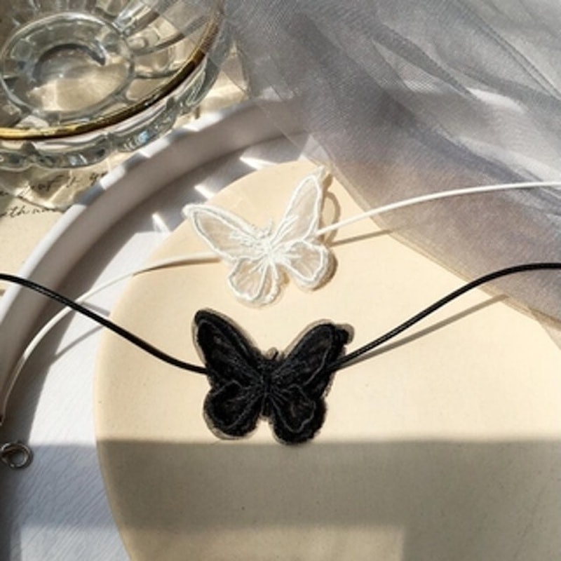 Choker Ren Bướm 1