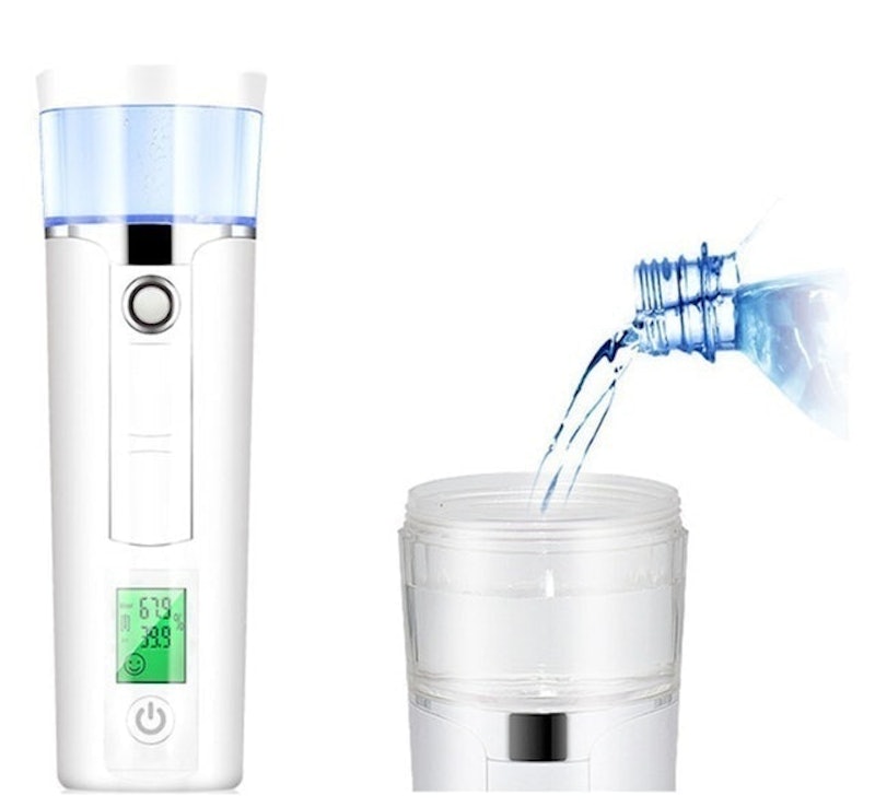 Máy Xông Mặt Xịt Khoáng Đo Độ Ẩm 1