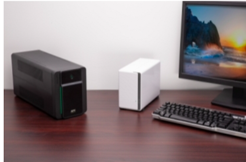 Bộ Lưu Điện APC Easy UPS 3