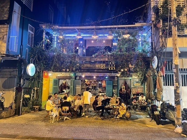 Top 10 Quán Cafe Đẹp Ở Sài Gòn được giới trẻ yêu thích hiện nay 4