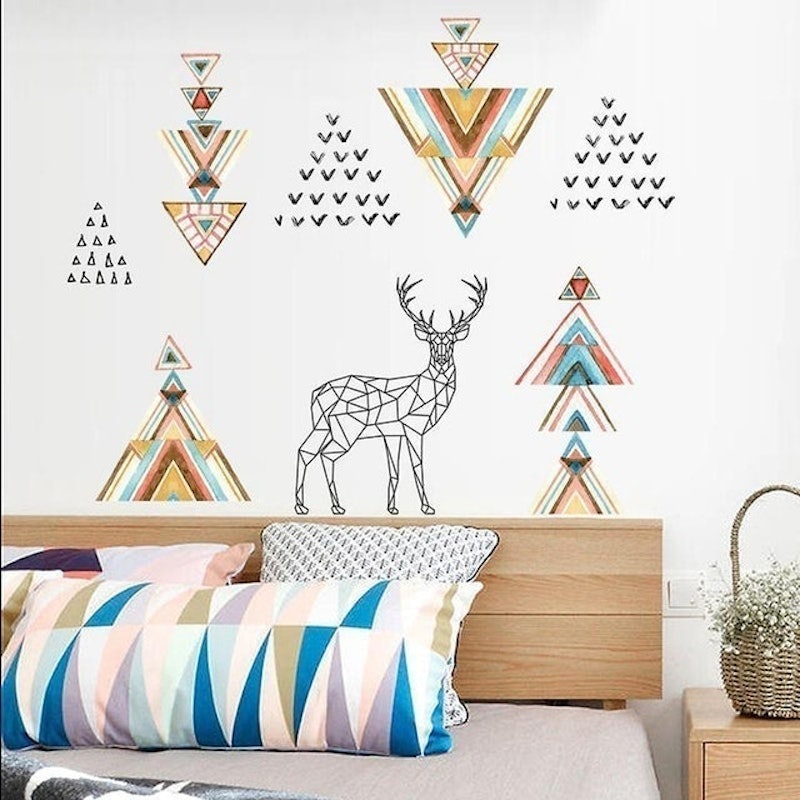 Decal Dán Tường Hươu Và Hình Khối Nghệ Thuật 1