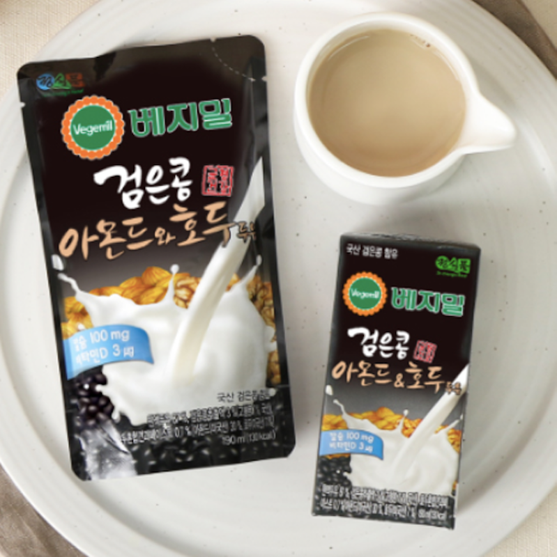 Sữa Hạt Óc Chó Hạnh Nhân Đậu Đen Vegemil 2