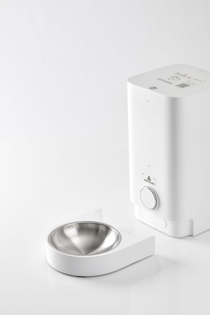 Máy Cho Chó Mèo Ăn Tự Động Fresh Element Mini 3