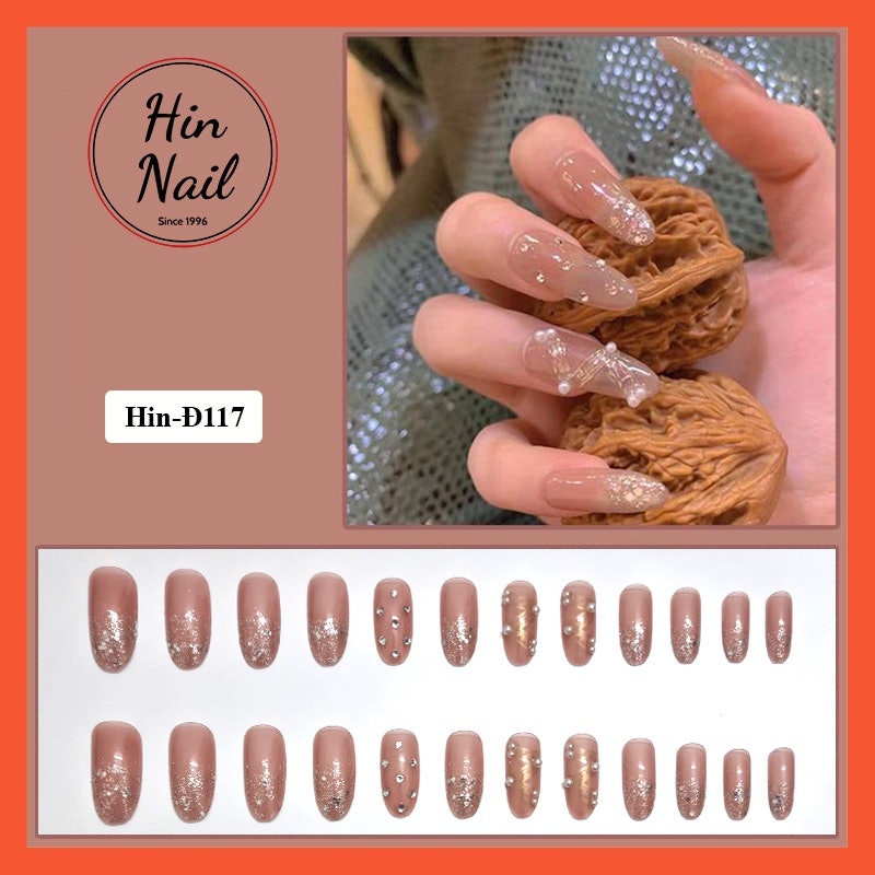 Móng Tay Giả Đính Đá Hin Nail 3