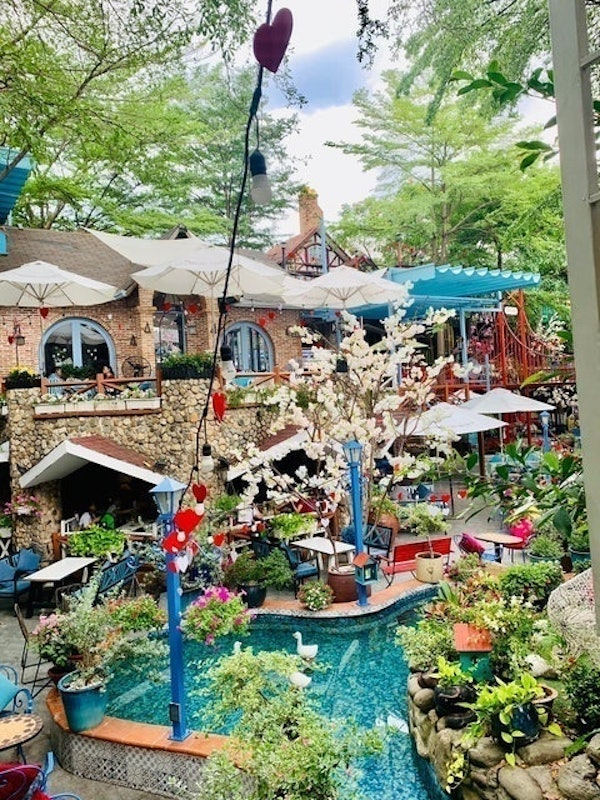 Country Houses Cafe 2