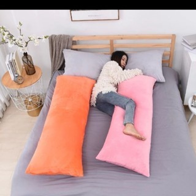 Gối Ôm Đa Năng Vải Nhung Mịn 1