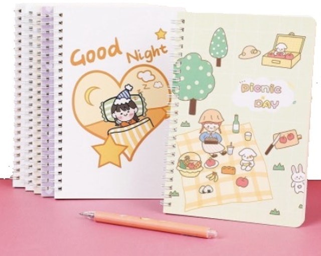 Vở Lò Xo Có Hình Vẽ Bìa Dễ Thương 1