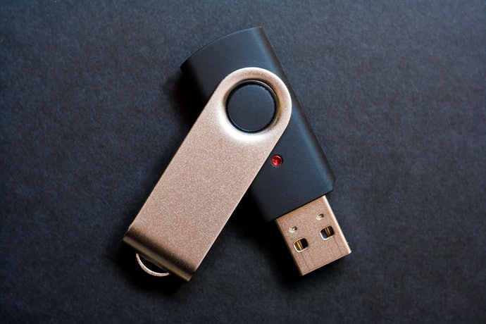 Chọn USB Có Tính Năng Bảo Mật Cao