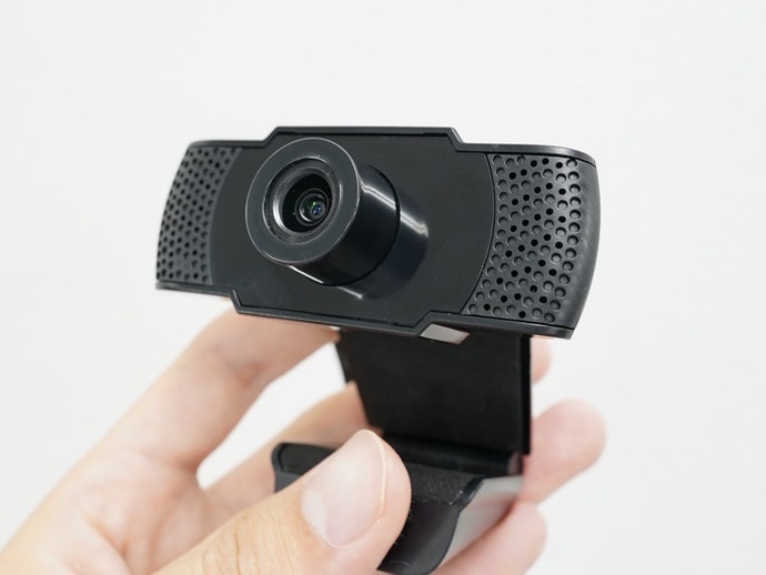 Nên Loại Tích Hợp Cả Micro. Micro Có Tính Năng Loại Bỏ Tạp Âm Là Lựa Chọn Hoàn Hảo
