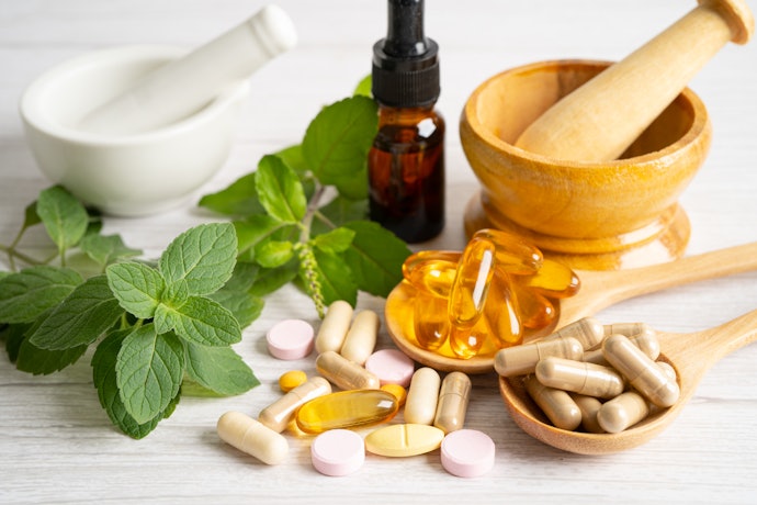 Các Loại Vitamin Và Dưỡng Chất: Cho Người Có Tóc Yếu