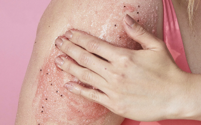 Tẩy Tế Bào Chết Body Scrub: Làm Sạch Nhanh Lớp Sừng Trên Da