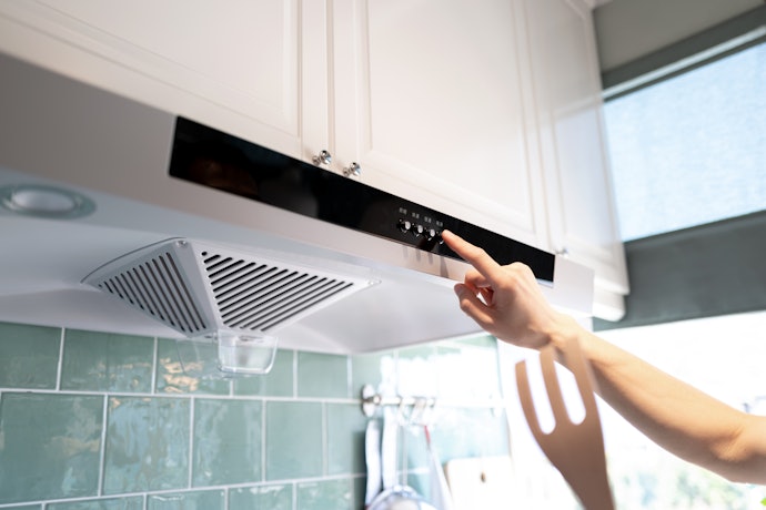 Máy Hút Mùi Âm Tủ: Gọn Nhẹ, Dễ Lắp Đặt, Giá Phải Chăng
