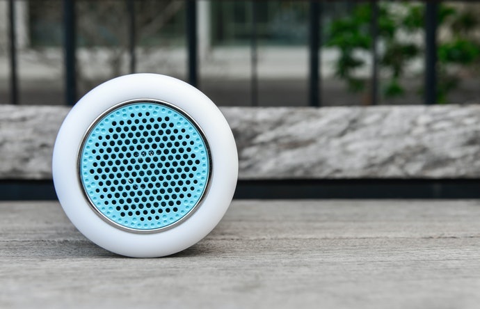 Loa Monaural Kích Thước Gọn Nhẹ Dễ Mang Theo