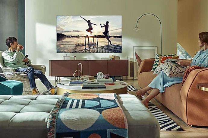 TV Với Góc Xem Rộng Cho Phép Bạn Thưởng Thức Nội Dung Từ Bất Kỳ Vị Trí Trong Phòng