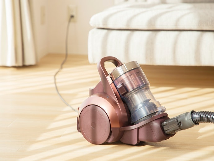 Loại Có Dây: Phạm Vi Hút Bụi Rộng, Hoạt Động Liên Tục