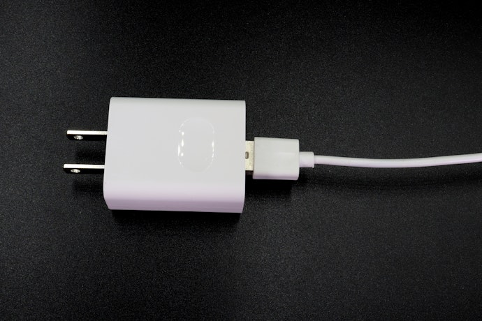 Cóc Sạc Điện Thoại, Cổng USB