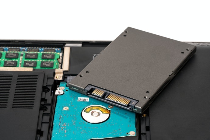 SSD: Cân Bằng Tốt Tốc Độ Và Dung Lượng Cho Nhu Cầu Phổ Thông
