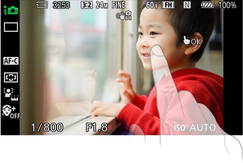 Chụp Ảnh Bằng Màn Hình Cảm Ứng Như Smartphone