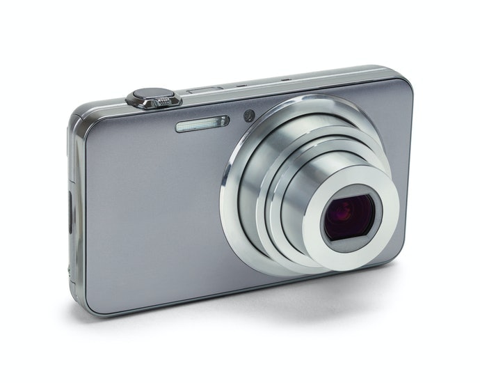 Tốt Hơn Camera Điện Thoại: Chọn Máy 6 Đến 15 Triệu Đồng