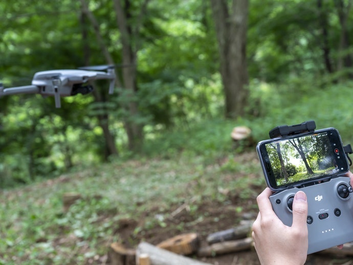 Tính Năng FPV: Giúp Bạn Kiểm Tra Hình Ảnh Của Drone