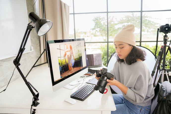 Bề Mặt Bóng: Chỉnh Sửa Hình Ảnh Và Video Thường Xuyên