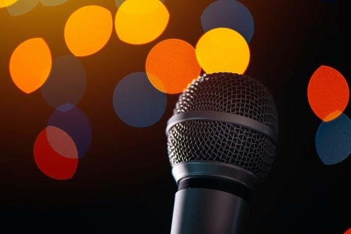 Đúng Chuẩn Karaoke Với Tiếng Vang Và Đèn Nhấp Nháy